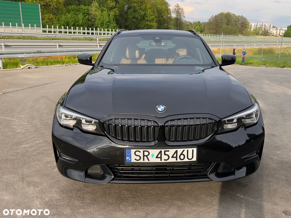 BMW Seria 3 330i Sport Line sport - 2