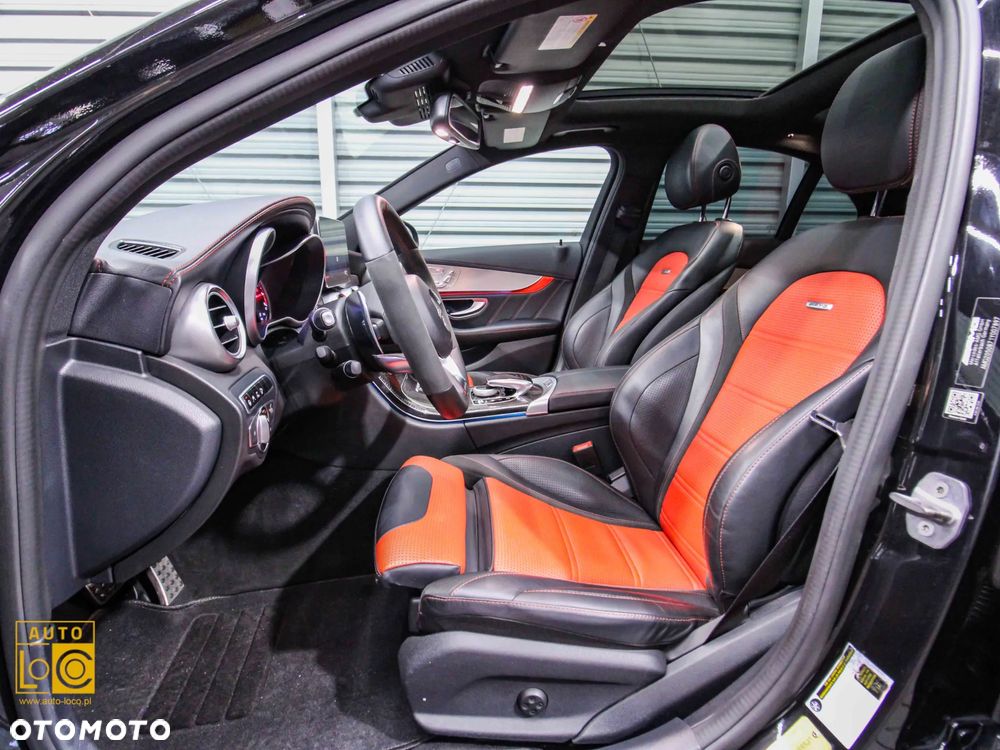 Mercedes-Benz Klasa C AMG 63 S AMG Speedshift 7G-MCT - 12