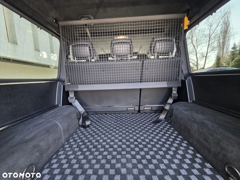 Mercedes-Benz Klasa G AMG 63 AMG SPEEDSHIFT 7G-TRONIC Edition 463 - 17