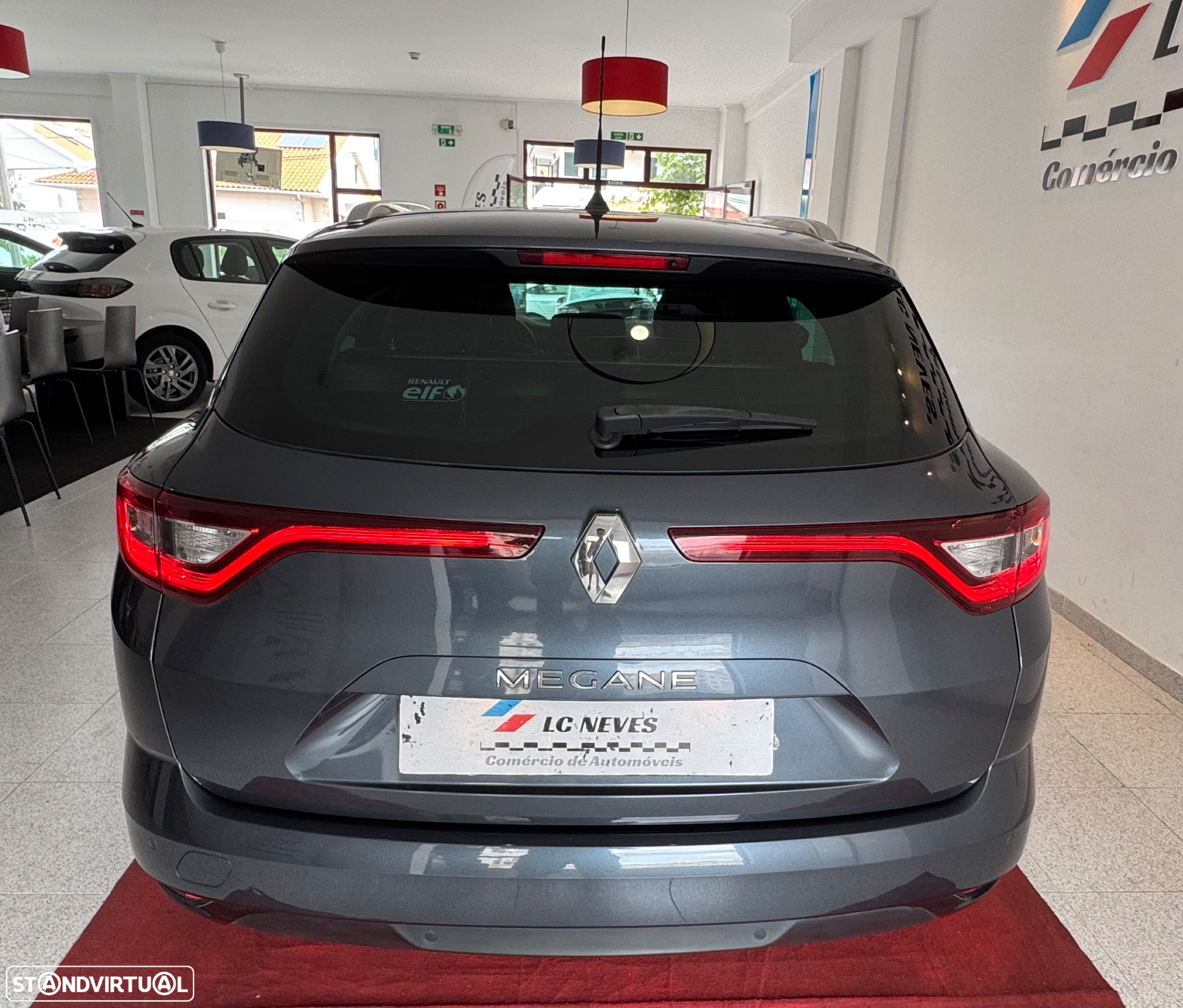 Renault Mégane Sport Tourer 1.3 TCe Limited - 6