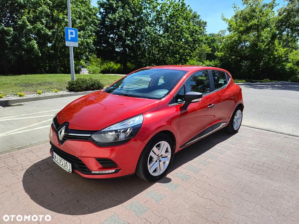 Renault Clio - 2