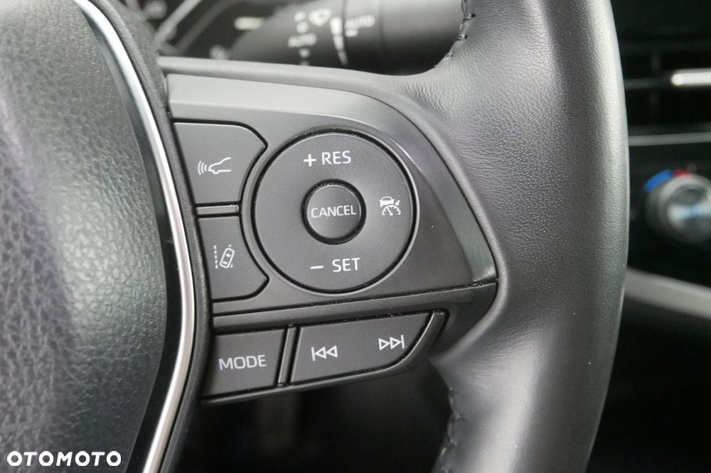 Toyota Camry 2.5 Hybrid Comfort CVT - 23