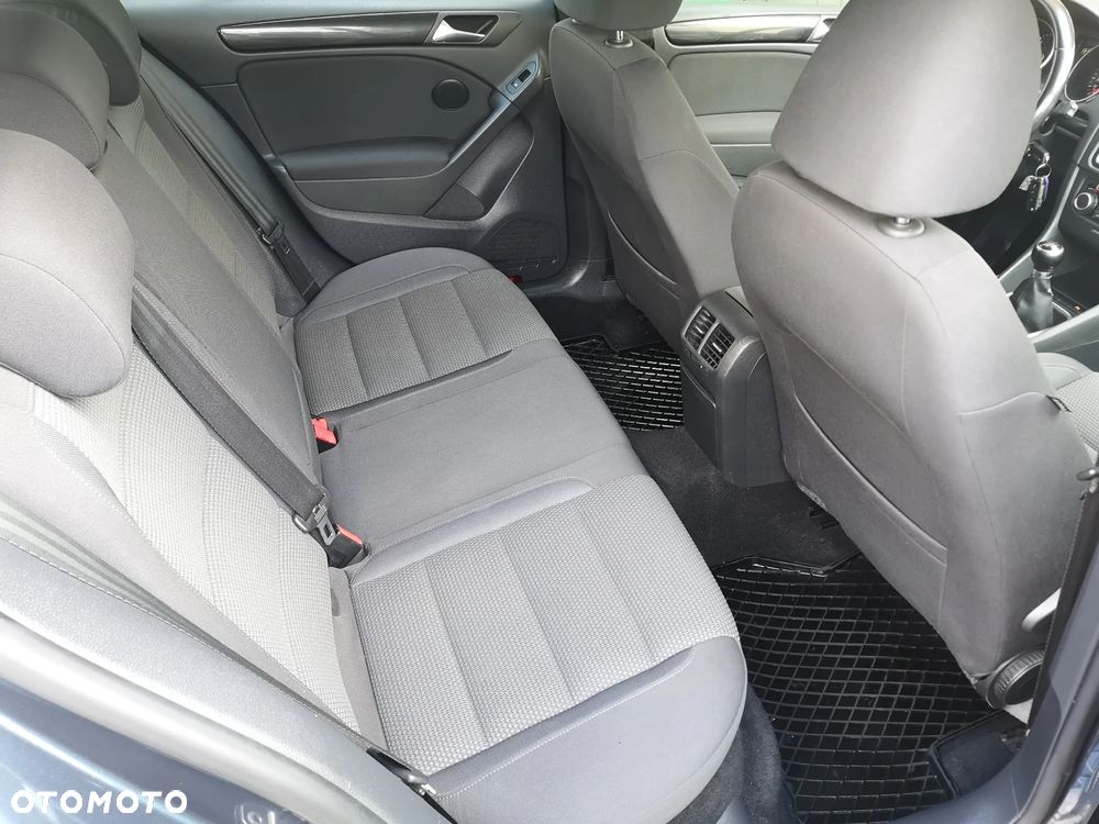 Volkswagen Golf 1.6 TDI DPF Trendline - 25