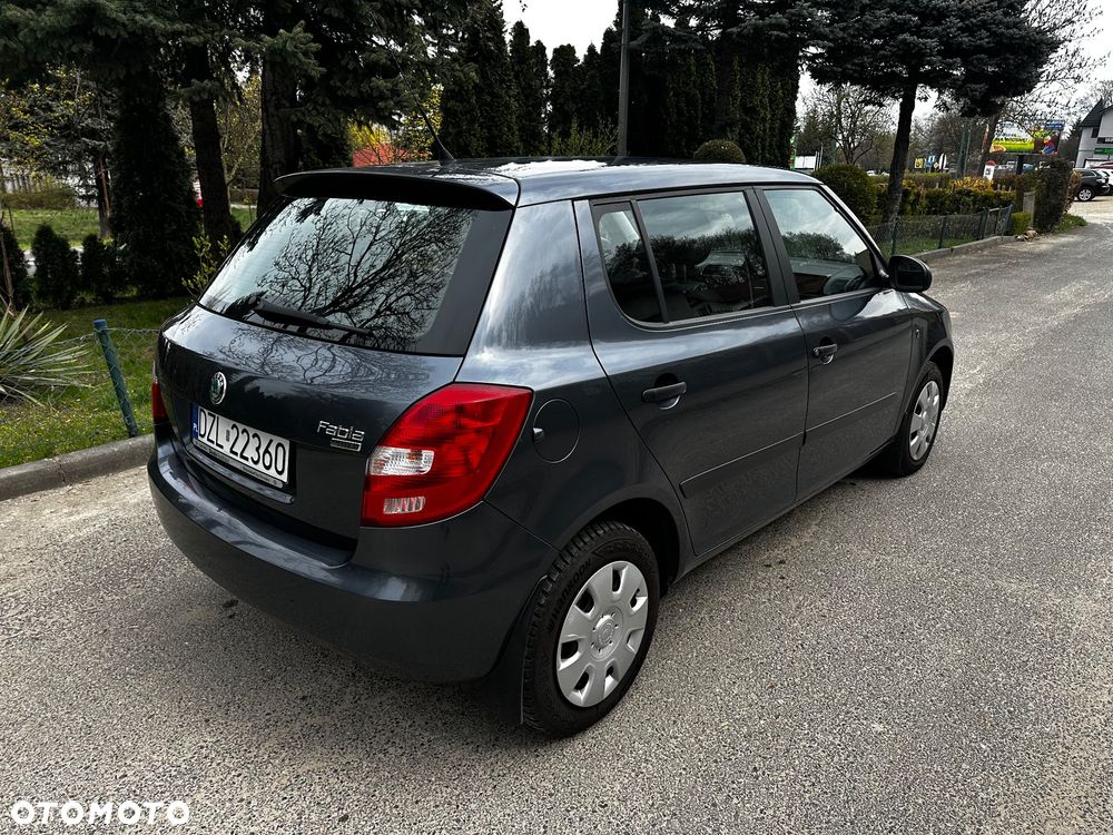 Skoda Fabia - 4
