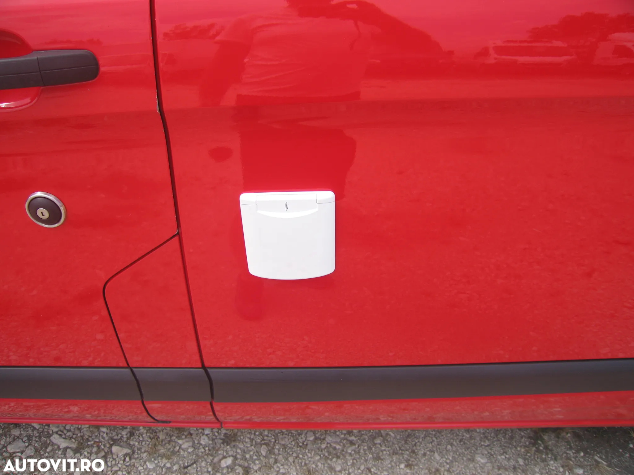 Ford FORD CUSTOM FRIGORIFIC , FRIG : VESNA . PRIZA 220 V .AC . - 2