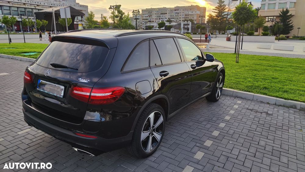Mercedes-Benz GLC 350 e 4Matic 7G-TRONIC AMG Line - 5