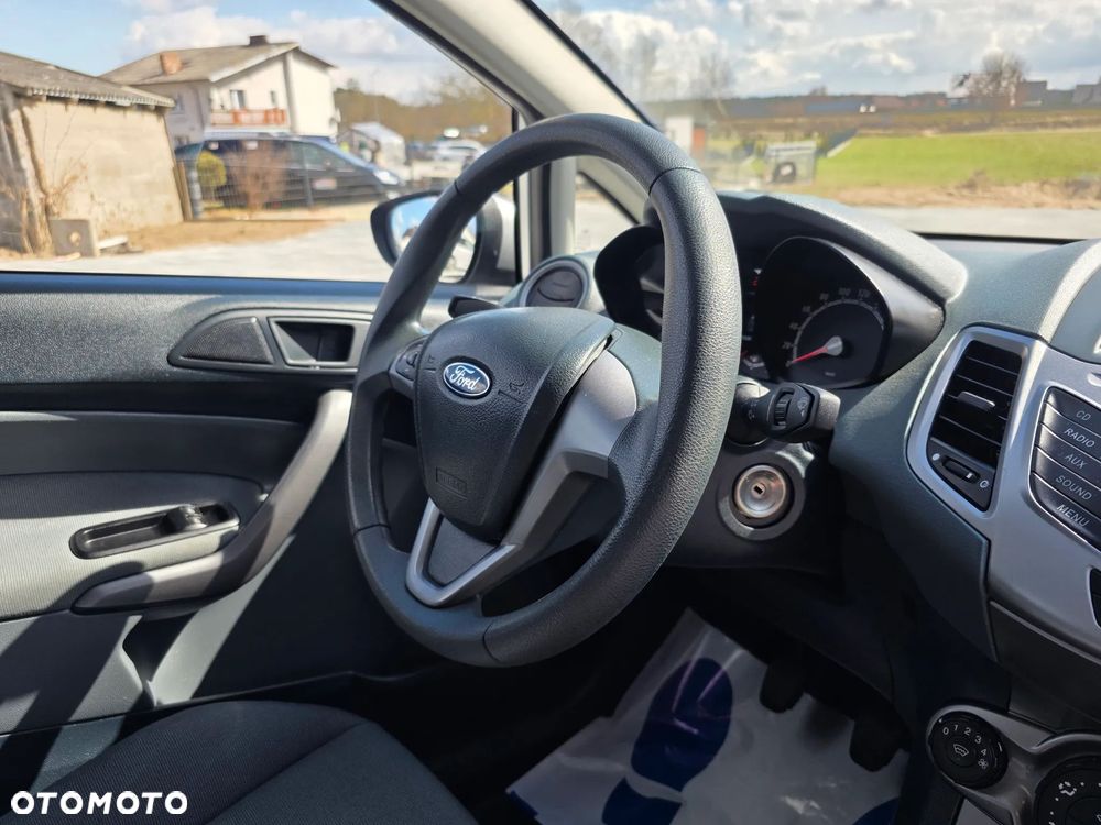 Ford Fiesta 1.25 Trend Edition - 16