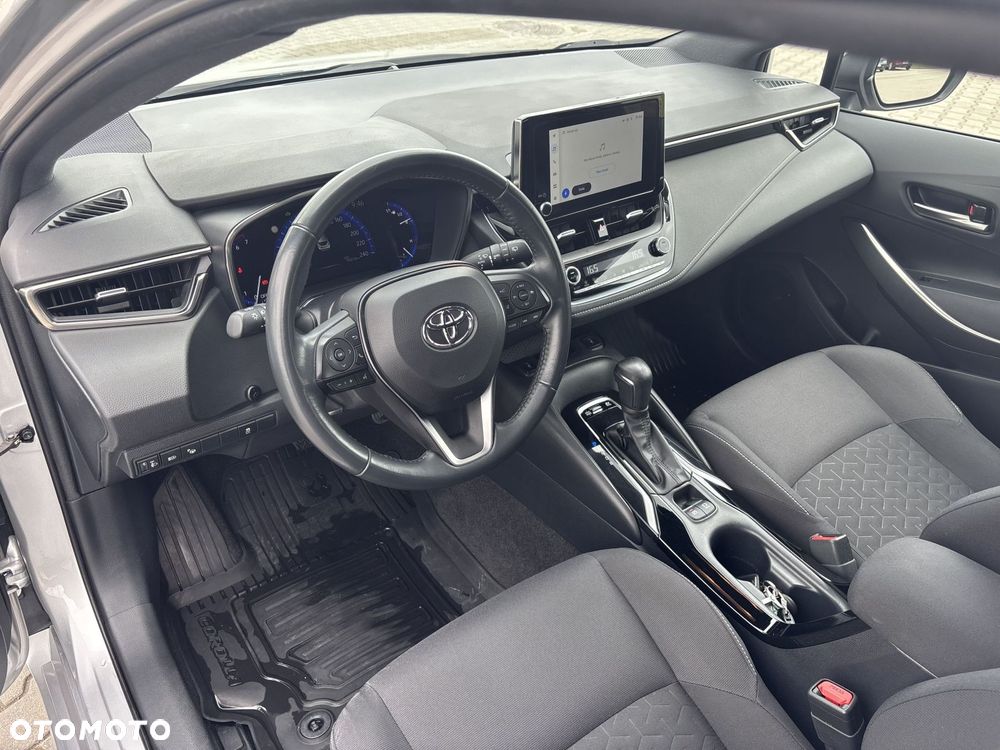Toyota Corolla - 9