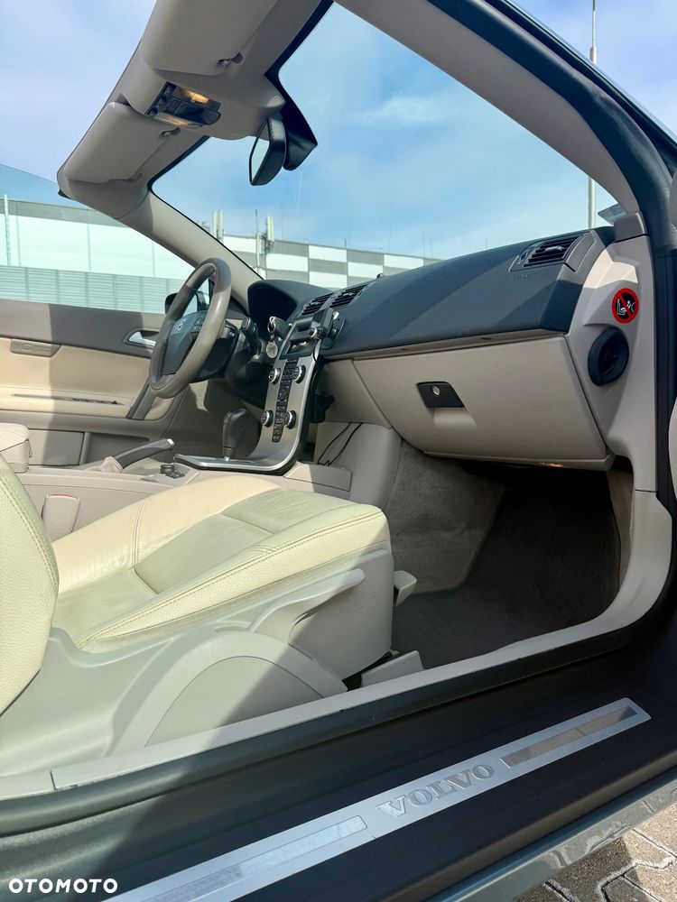 Volvo C70 D5 Summum - 8