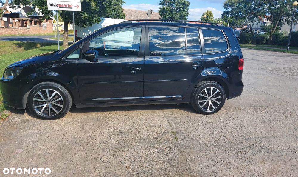 Volkswagen Touran 1.6 TDI DPF BlueMot Comfortline - 11