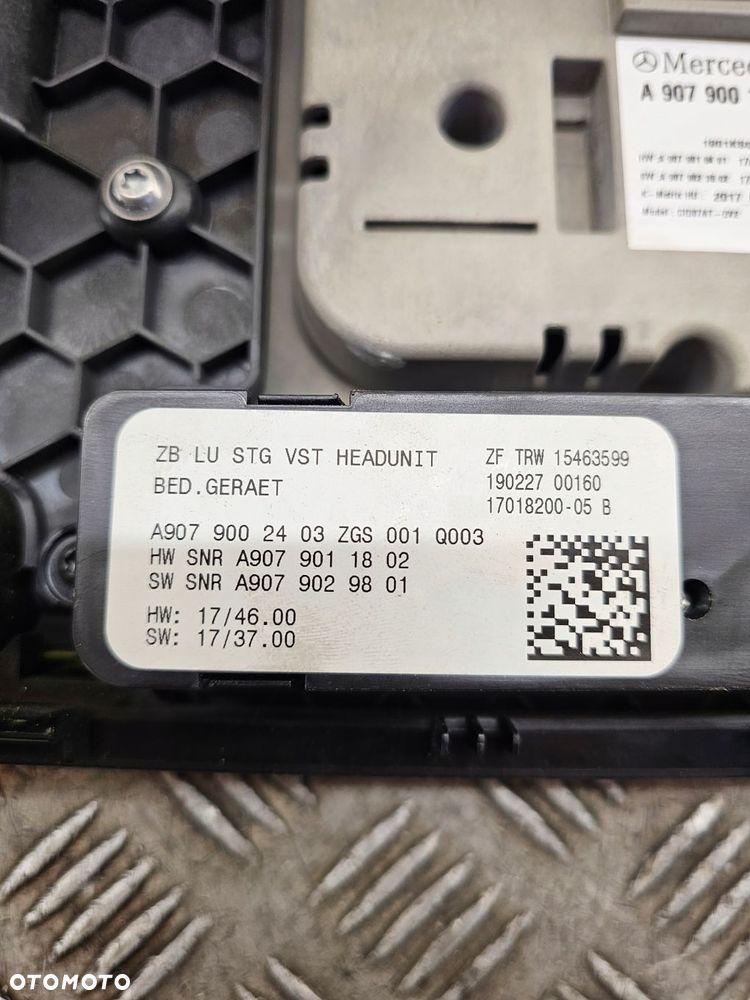 radio wyswietlacz panel radia mercedes sprinter 907 910 a9079001703 - 3
