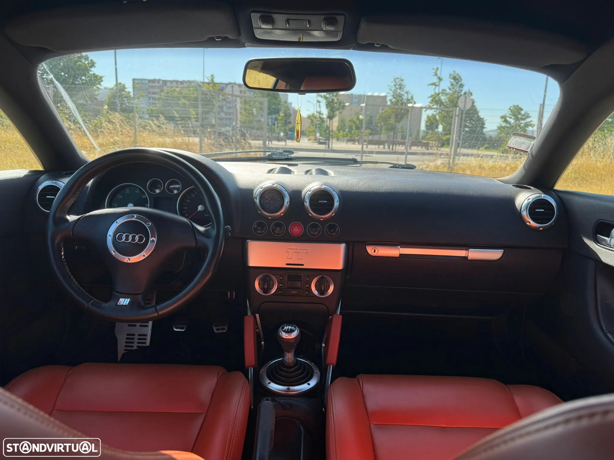Audi TT Coupé 1.8 T - 14