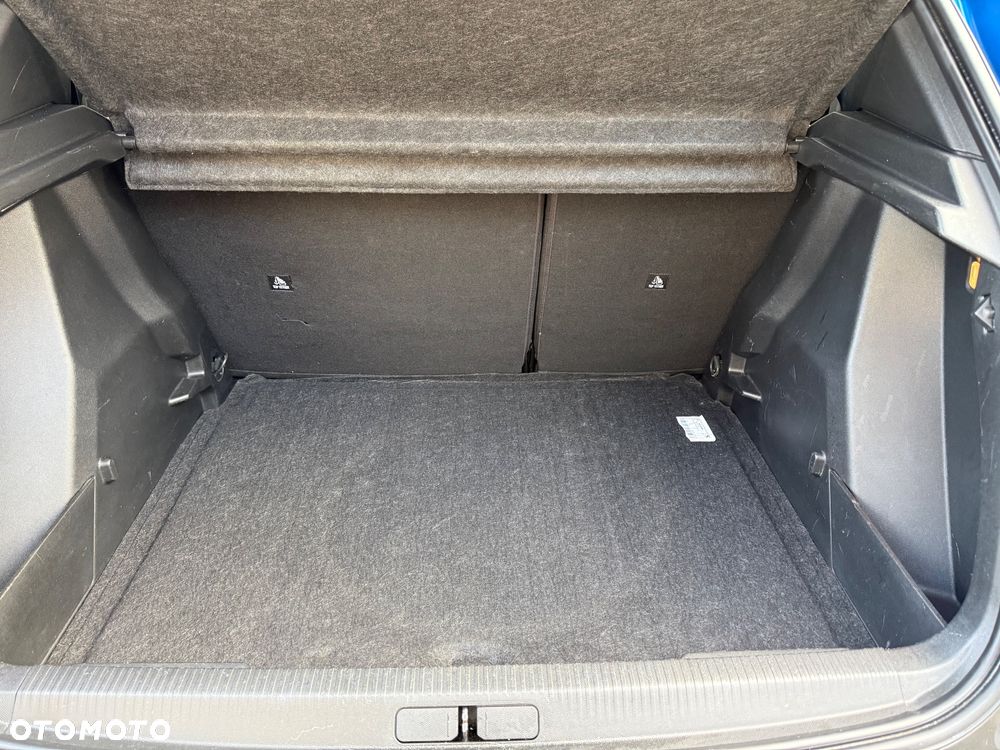 Peugeot 2008 1.5 BlueHDi Allure Pack S&S EAT8 - 36