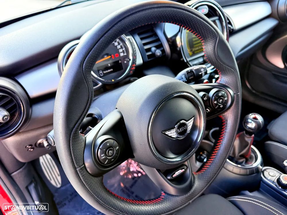 MINI 3 Portas Cooper D - 11