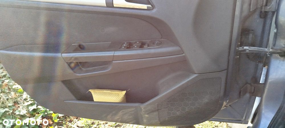 Opel Astra 1.6 Edition 111 Jahre - 23
