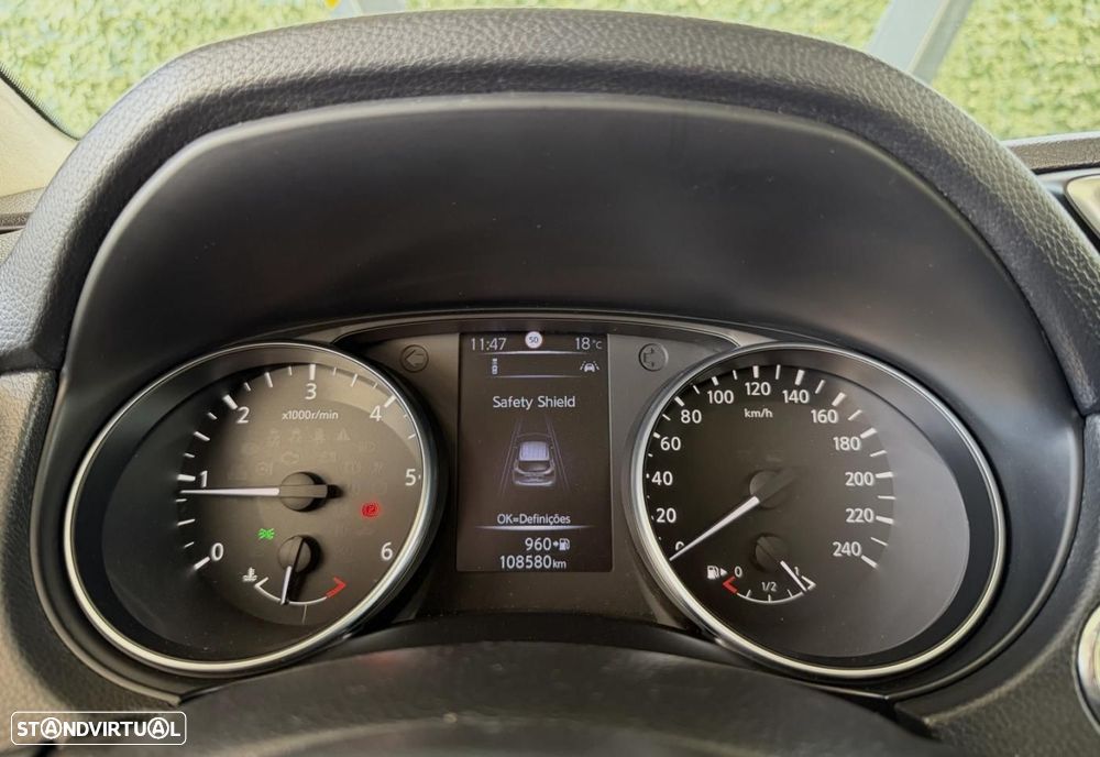 Nissan Qashqai 1.5 dCi Tekna - 17