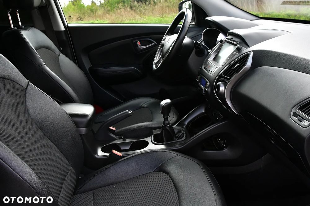 Hyundai ix35 2.0 CRDi Premium 4WD - 16