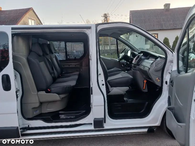 Renault Trafic - 10