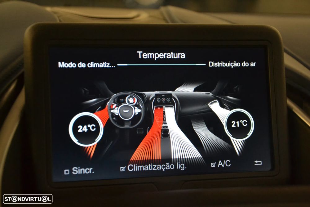 Aston Martin DB11 Coupé V12 Auto - 37