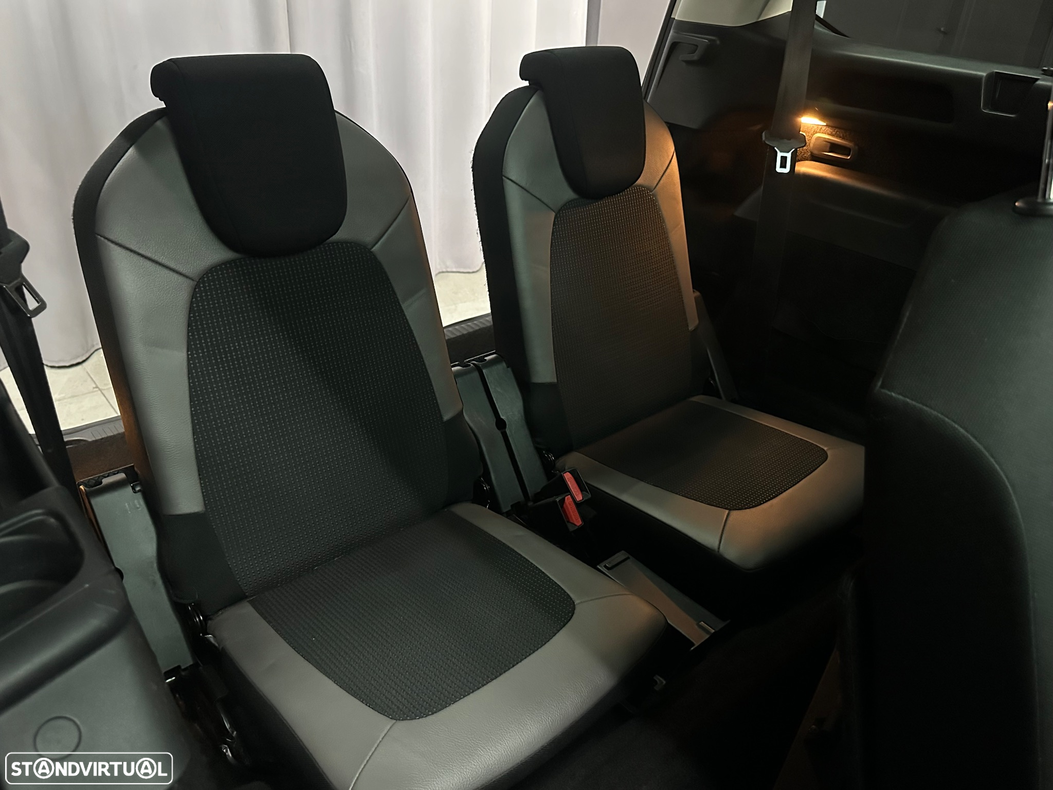 Citroën C4 Grand Picasso 2.0 BlueHDi Exclusive - 26
