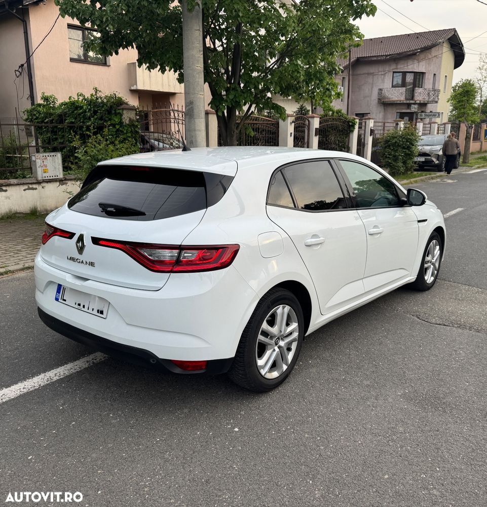 Renault Megane 1.5 dCI Life - 4