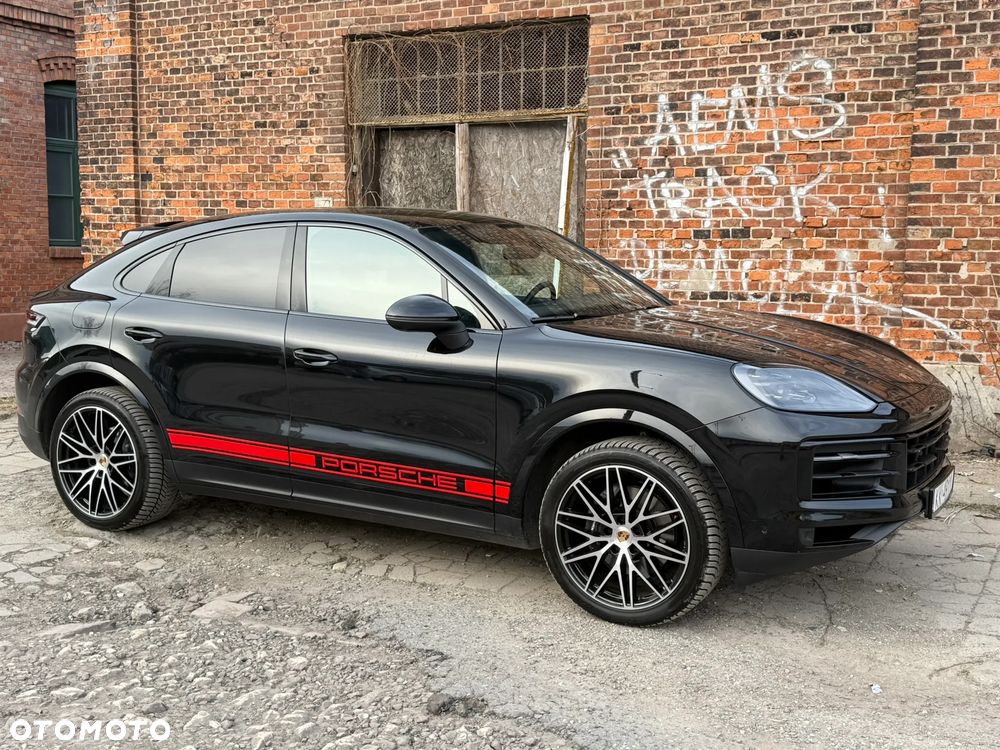 Porsche Cayenne - 1