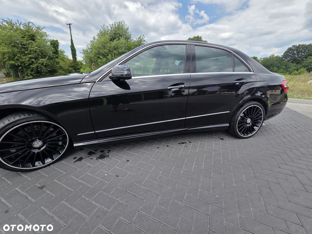 Mercedes-Benz Klasa E 350 CDI DPF BlueEFFICIENCY 7G-TRONIC Avantgarde - 15