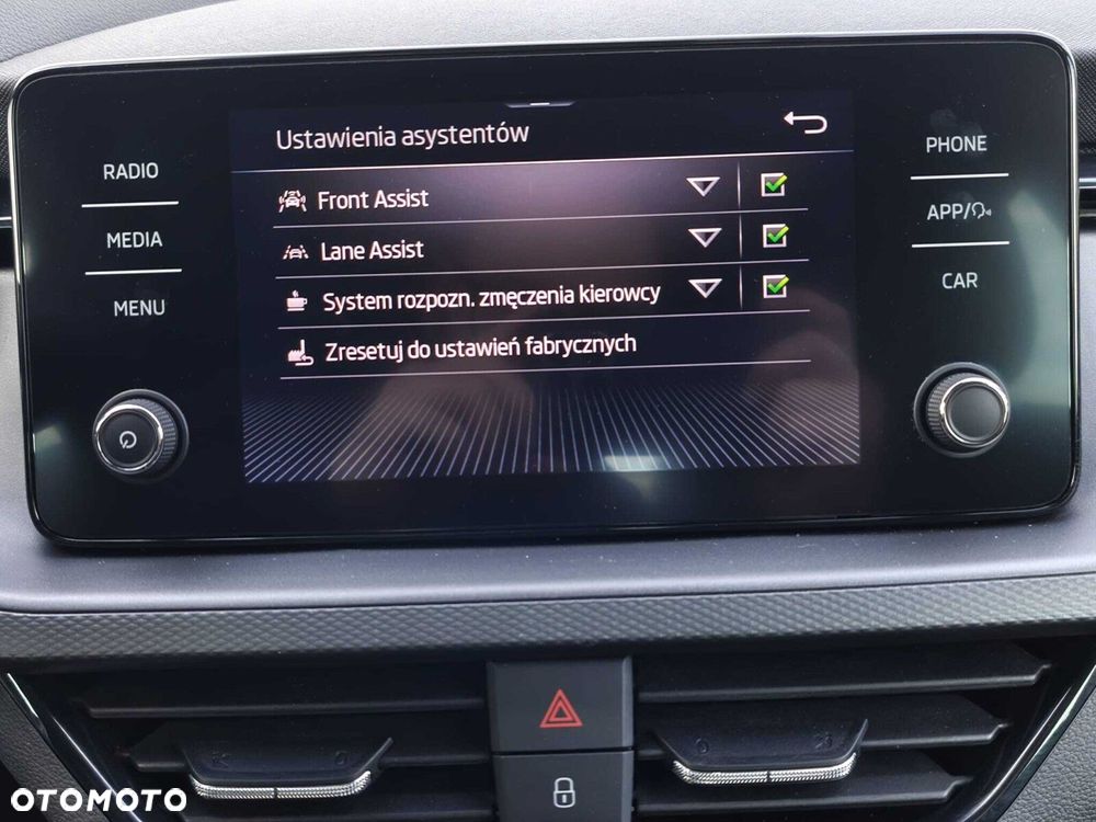 Skoda Kamiq 1.0 TSI Ambition DSG - 31