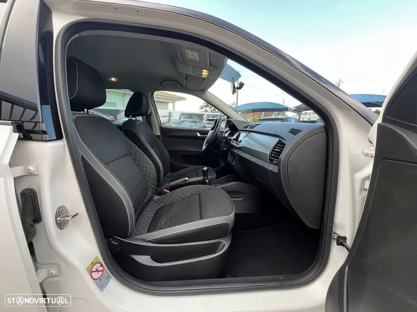 Skoda Fabia 1.0 TSI Active - 30