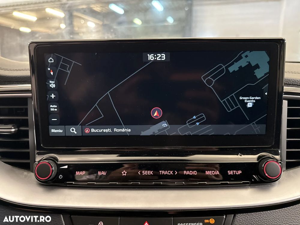 Kia XCeed - 23
