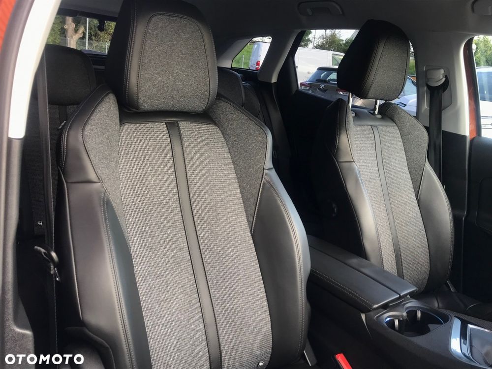 Peugeot 3008 1.5 BlueHDi Allure S&S - 17