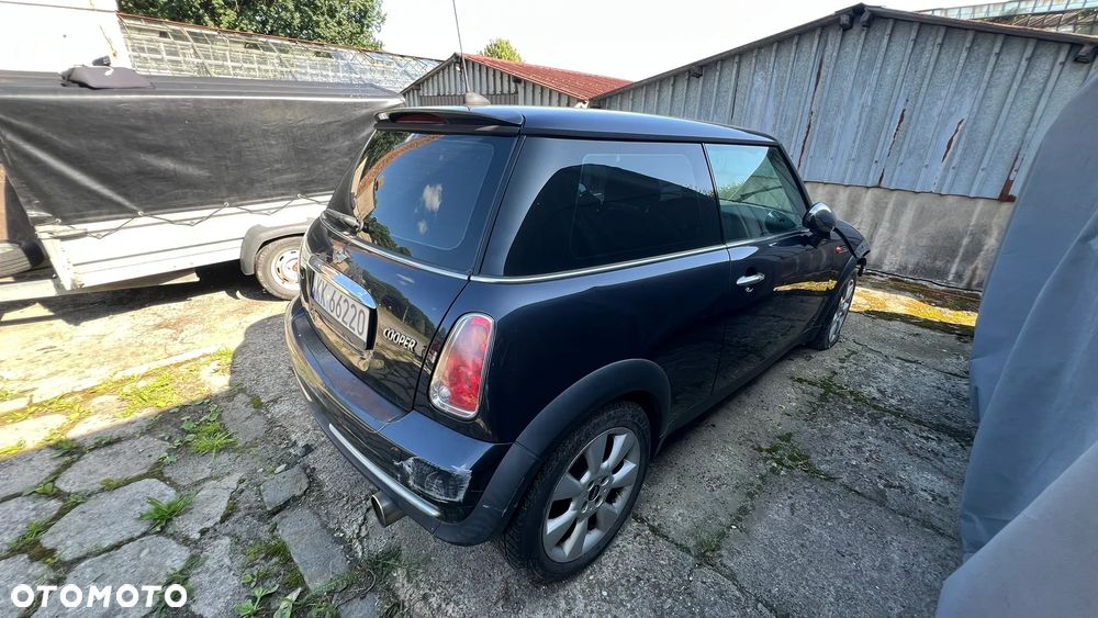 MINI Cooper Standard - 3