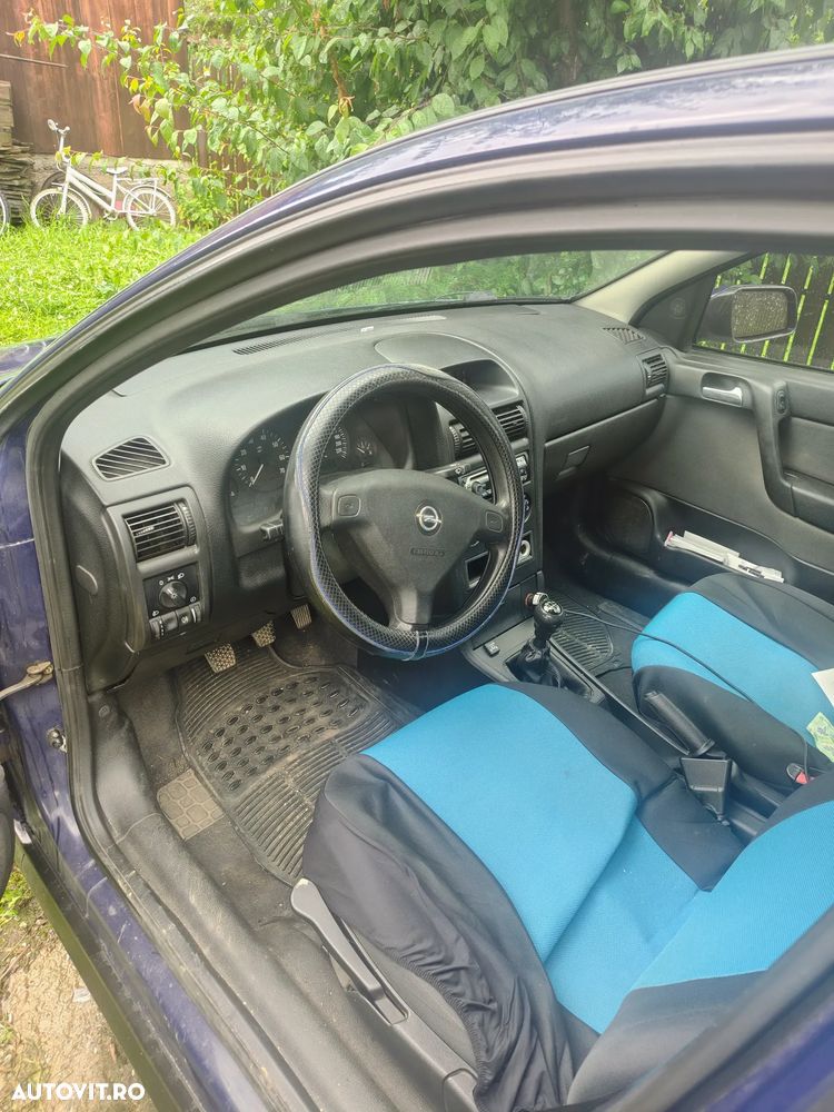 Opel Astra - 3