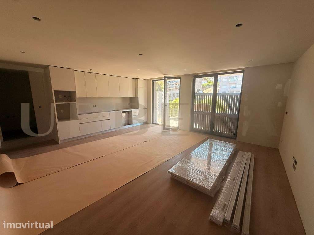 APARTAMENTO T1 - Grande imagem: 2/6