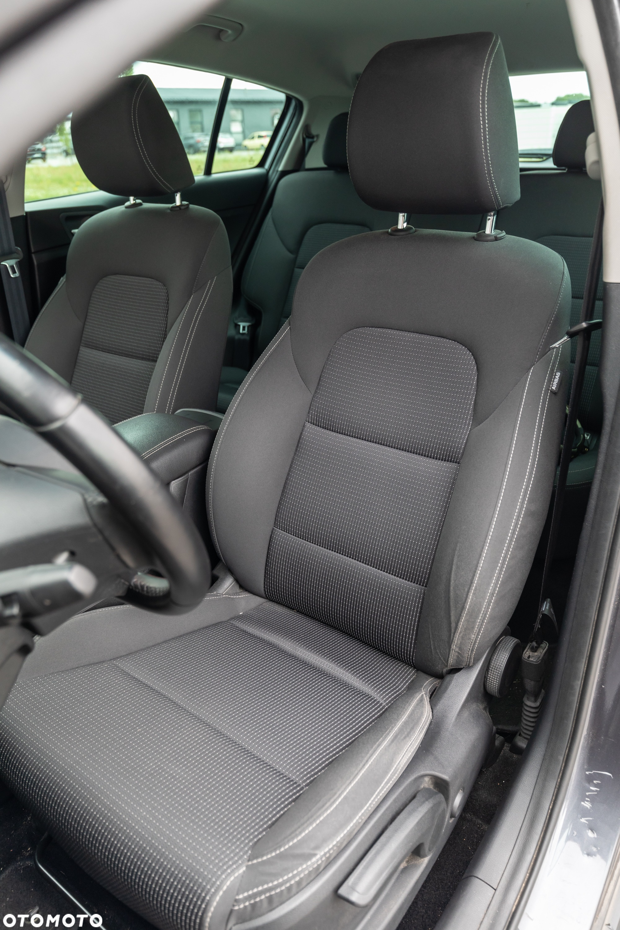 Kia Sportage 1.6 GDI L 2WD - 37