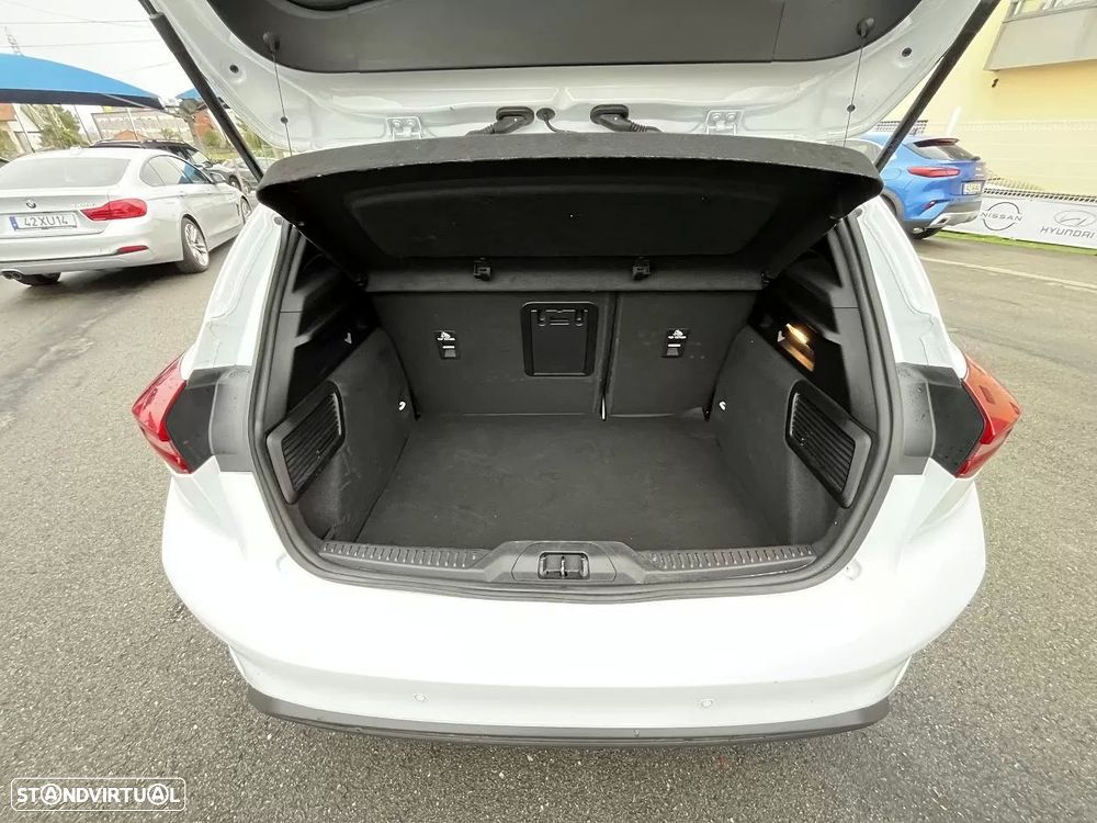 Ford Focus 1.0 EcoBoost MHEV ST-Line X Aut. - 42