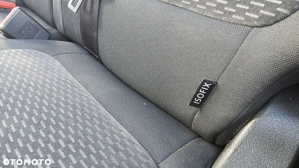 Volkswagen Golf Plus - 25