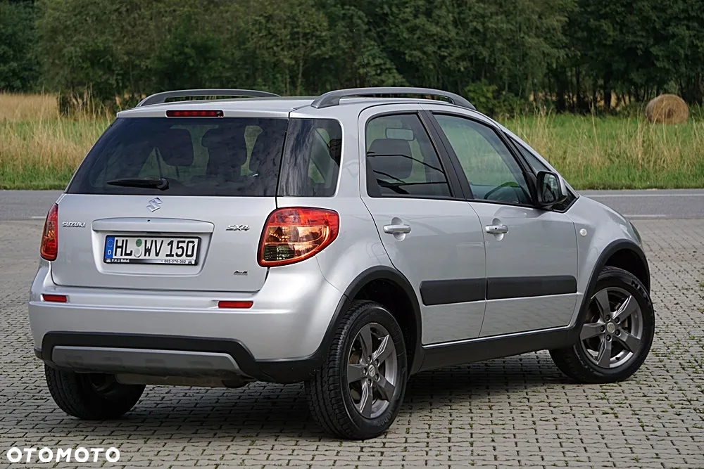 Suzuki SX4 1.6 Premium 4WD - 13