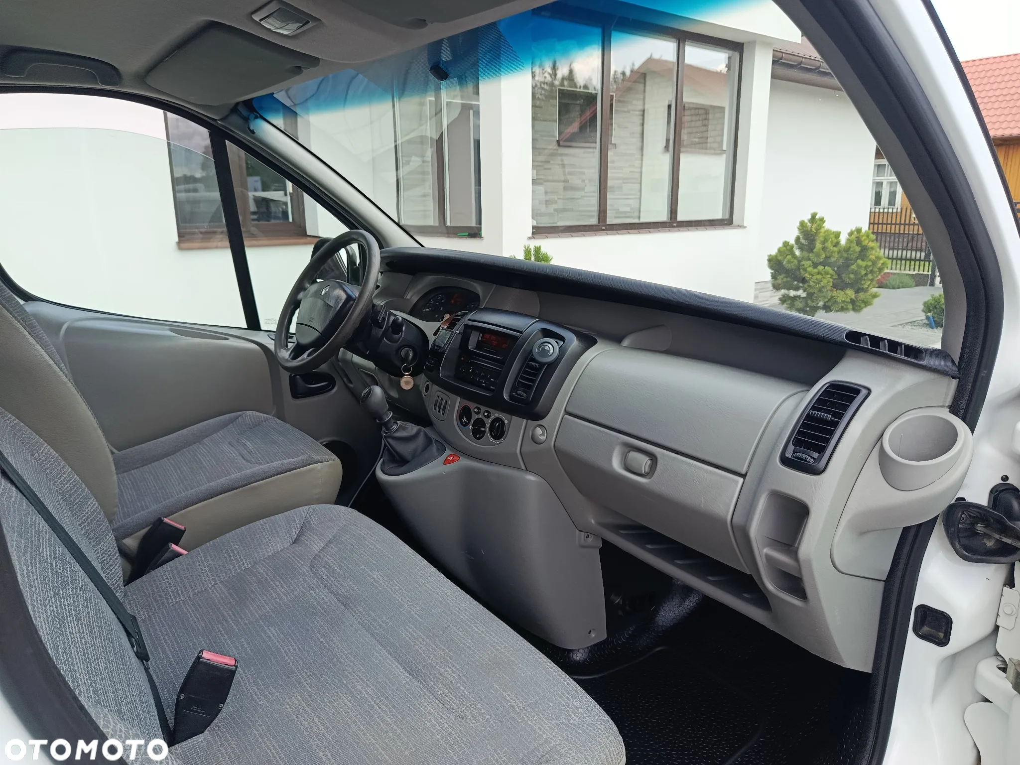 Renault Trafic Long - 14