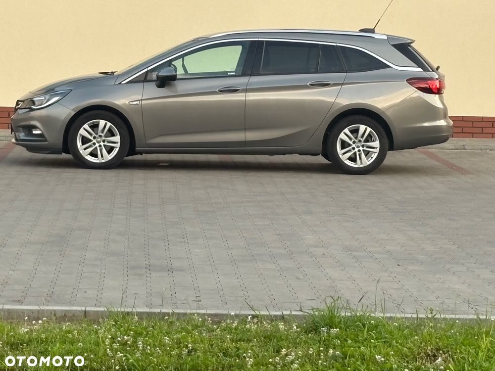 Opel Astra - 11