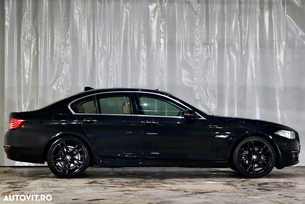 BMW Seria 5 520d Aut. Luxury Line - 40