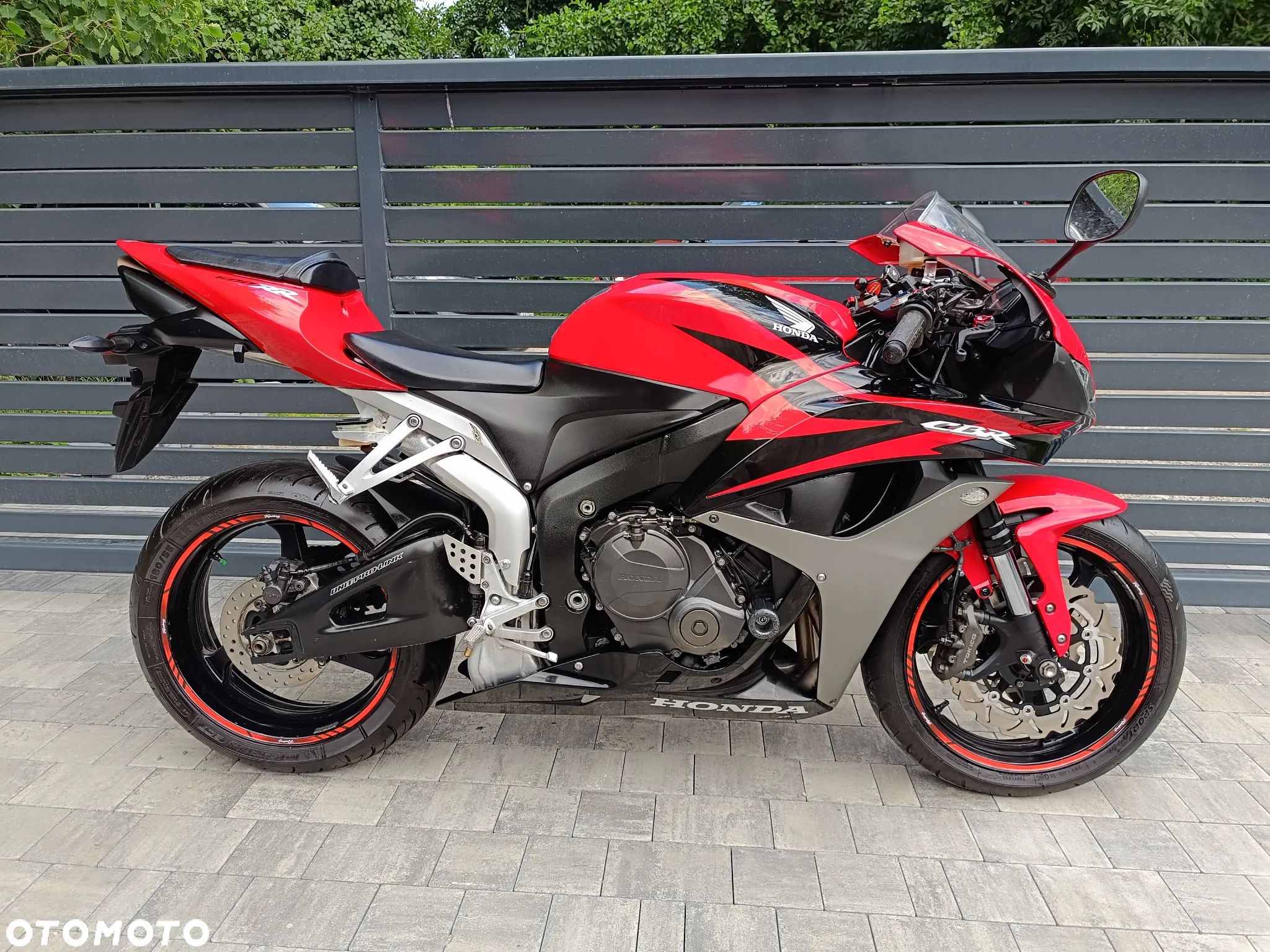 Honda CBR - 1