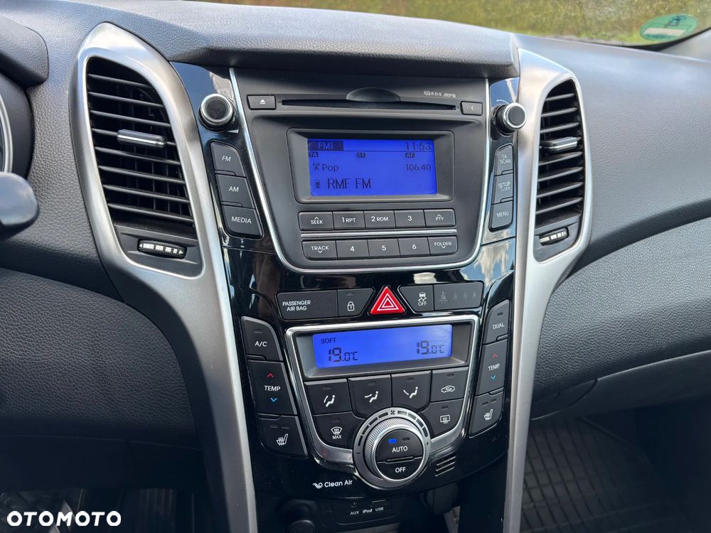 Hyundai i30 Kombi 1.6 CRDI Select - 23