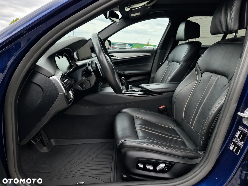 BMW Seria 5 520d M Sport Edition - 14