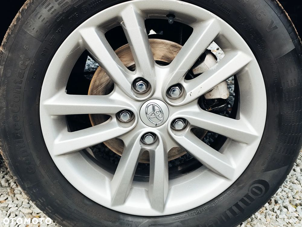 Toyota Auris 1.4 VVT-i Sol - 32