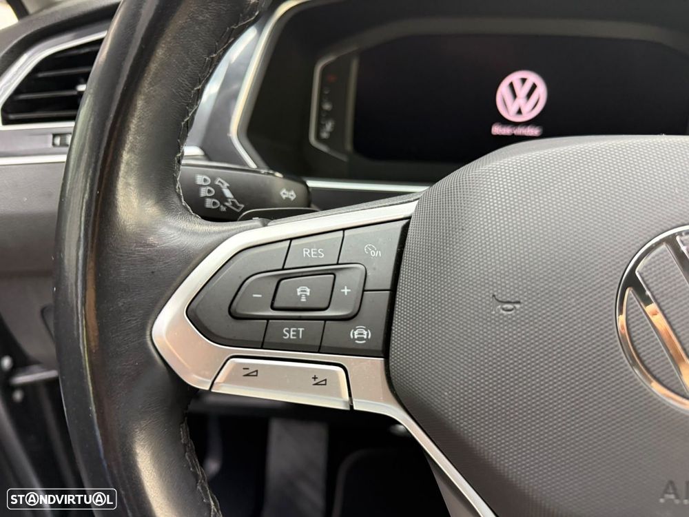 VW Tiguan Allspace 2.0 TDI Highline DSG - 17
