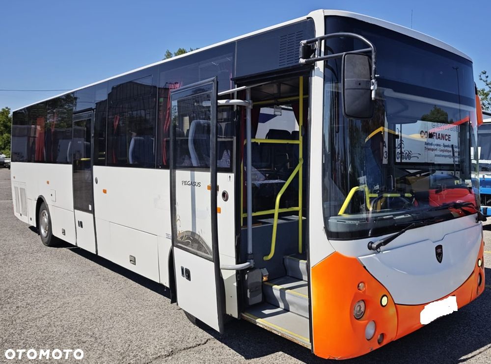 Irisbus TROLIGA BUS PEGASUS 10.5m MANUAL RETARDER KLIMATYZACJA MOTOR:IVECO TECTOR 43-SIEDZENIA Z PASAMI + 28-STOJACYCH - 1