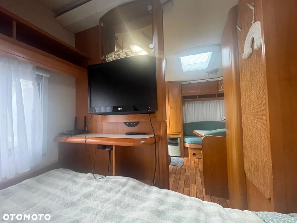 Hobby 460 Excellent - 16