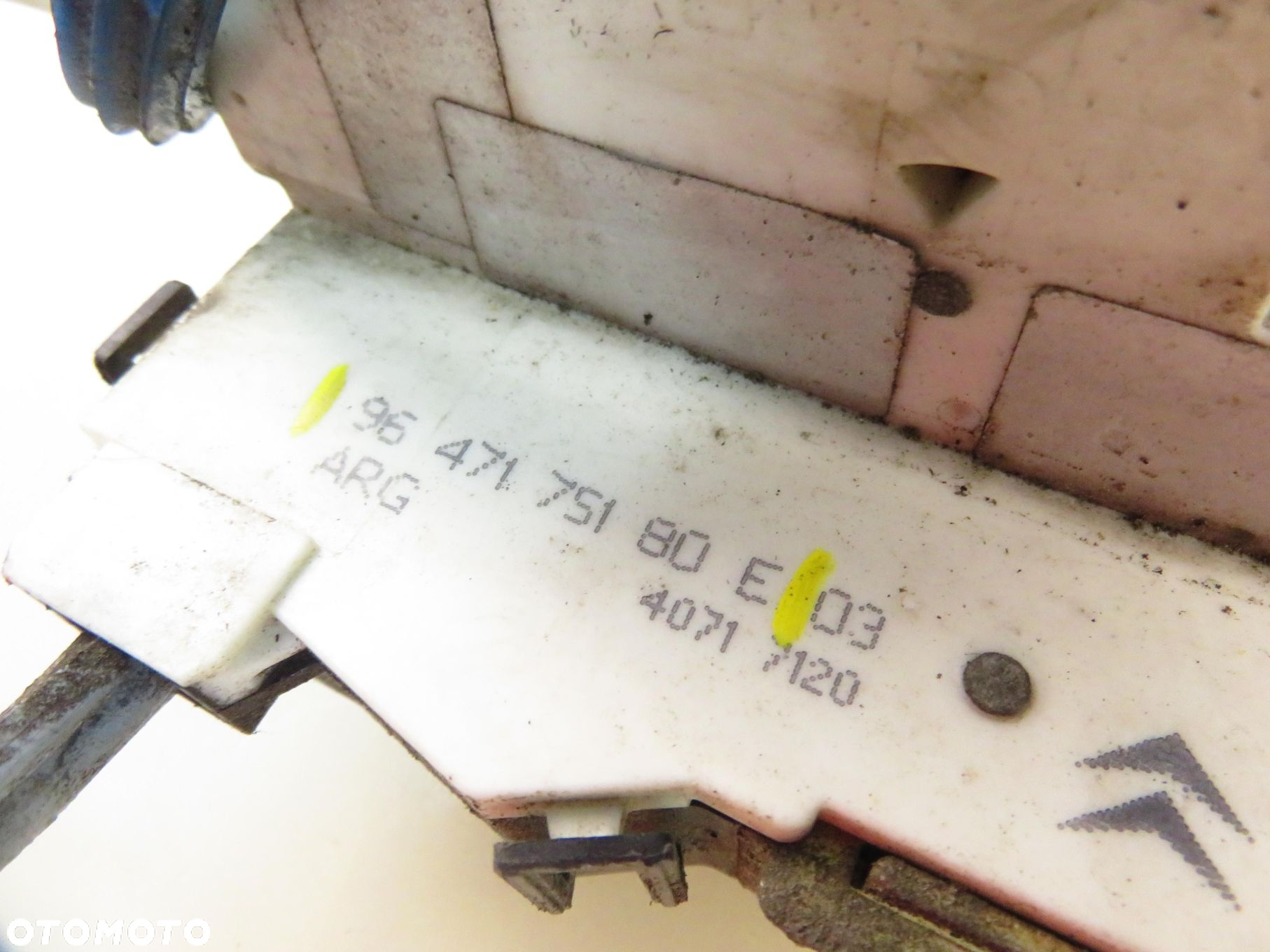 ZAMEK LEWY TYLNY CITROEN C4 I 9647175180 9647175180E - 10