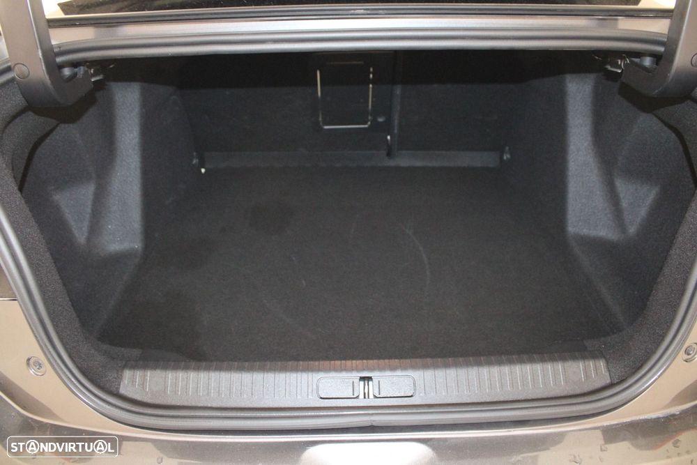 Citroën C4 X 1.2 PureTech Max EAT8 - 38